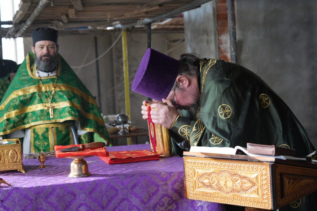 Престольный праздник в Троицком храме деревни Болтино